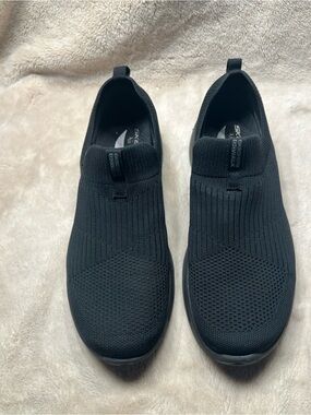 Skechers arch fit size 8.5 women’s